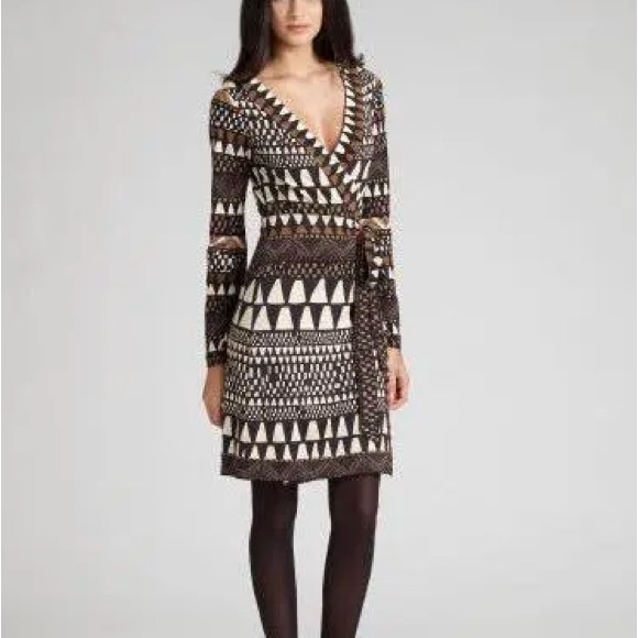 Diane Von Furstenberg Voce Wrap Dress 100% Silk - Picture 7 of 11